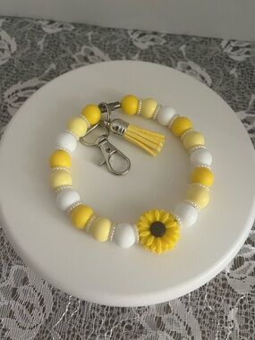 Sunflower Yellow Beaded Wrist Keychain Bracelet